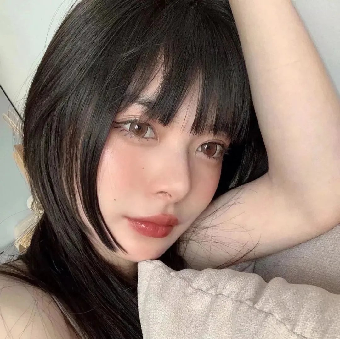 她来自台北
